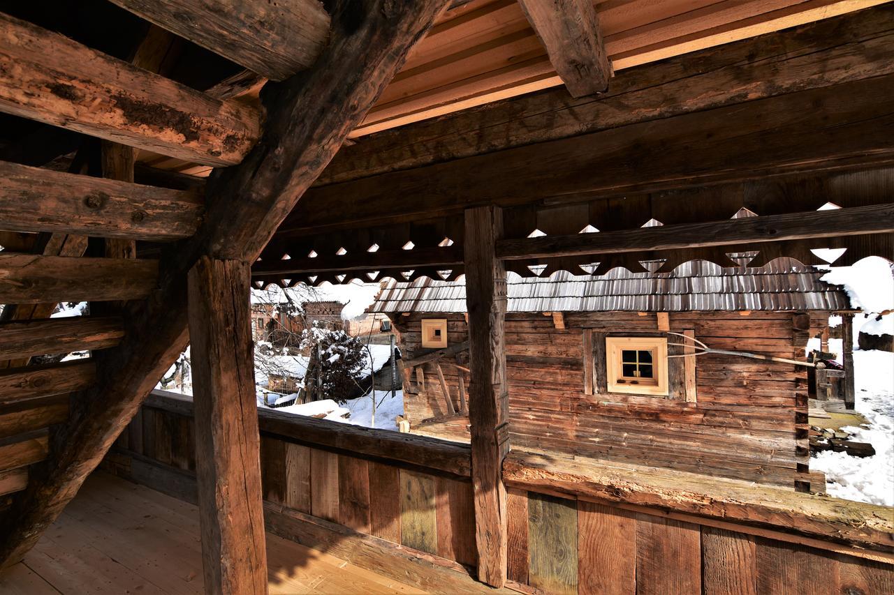 Surdesti  Iz De Maramures Rural Hotel (Adults Only) מראה חיצוני תמונה